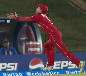 Zimbabwe's Malcolm Waller drops a catch off Sri Lanka's Dilshan Munaweera