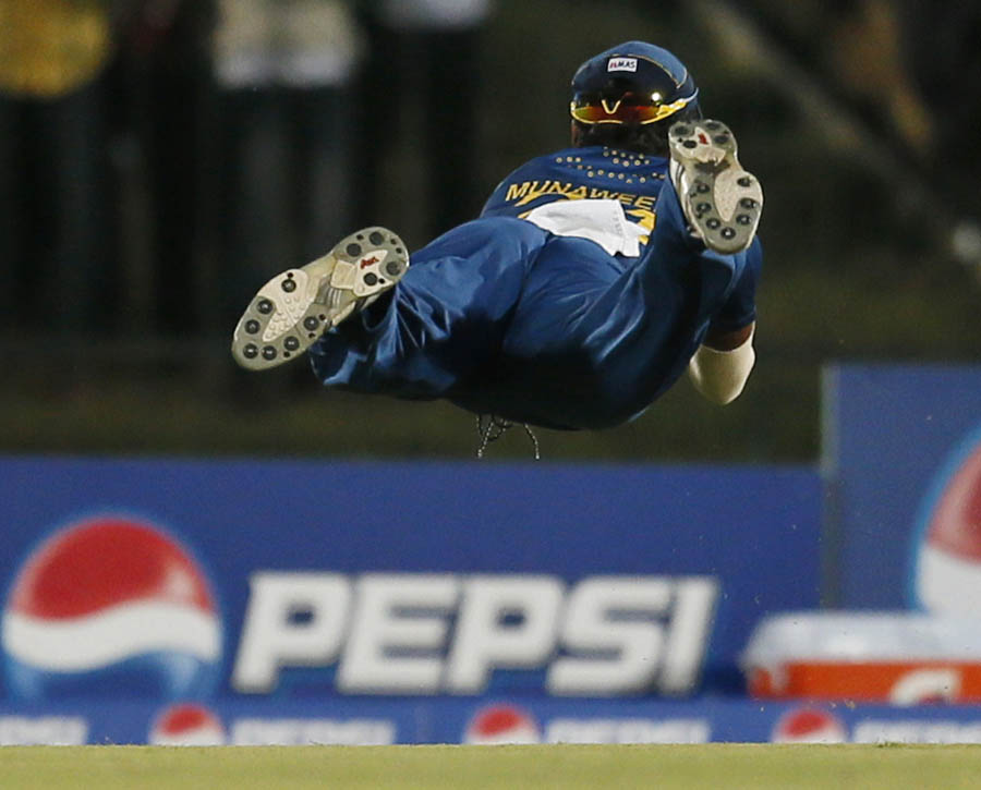 Dilshan Munaweera, Thisara Perera