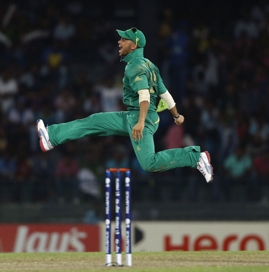 JP Duminy jumps for joy after taking a catch, Pakistan v South Africa