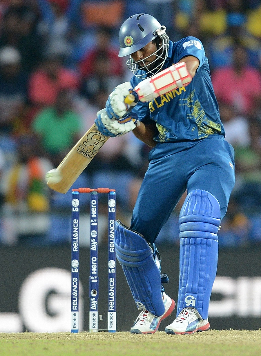 Tillakaratne Dilshan goes for the cut, Sri Lanka v New Zealand