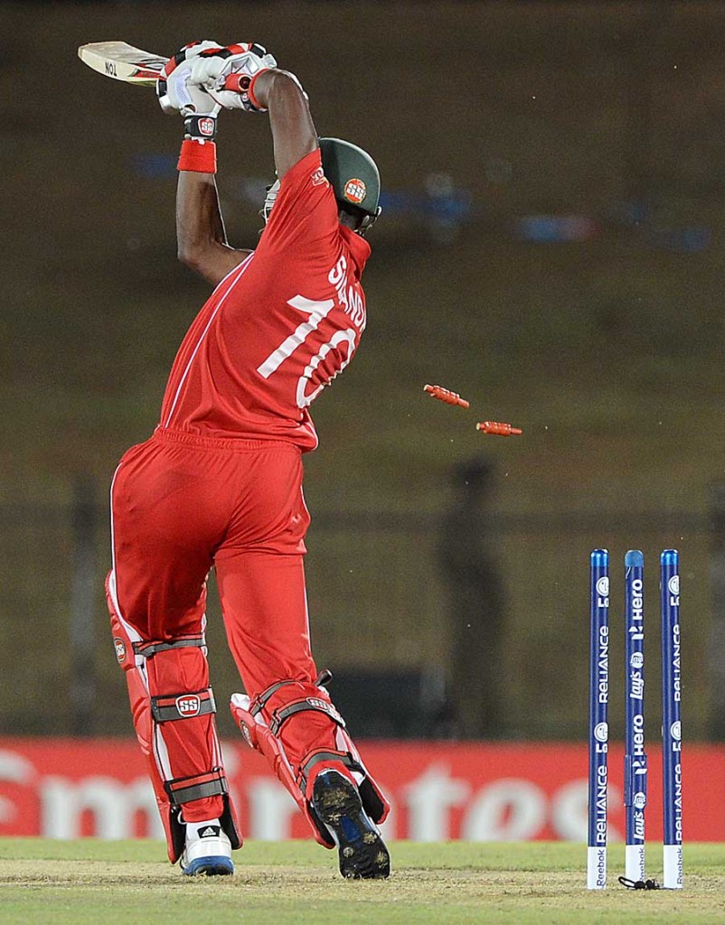 Vusi Sibanda is bowled by Morne Morkel, South Africa v Zimbabwe