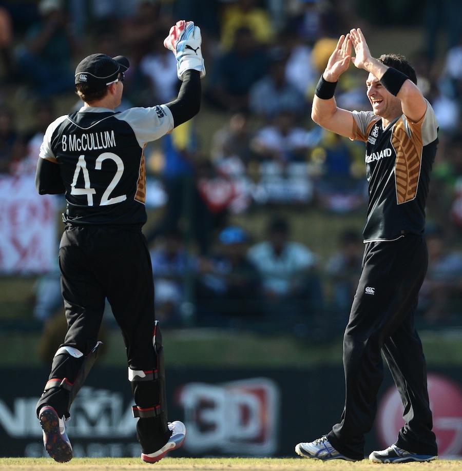 West Indies v New Zealand - ICC World Twenty20 2012: Super Eights Group 1