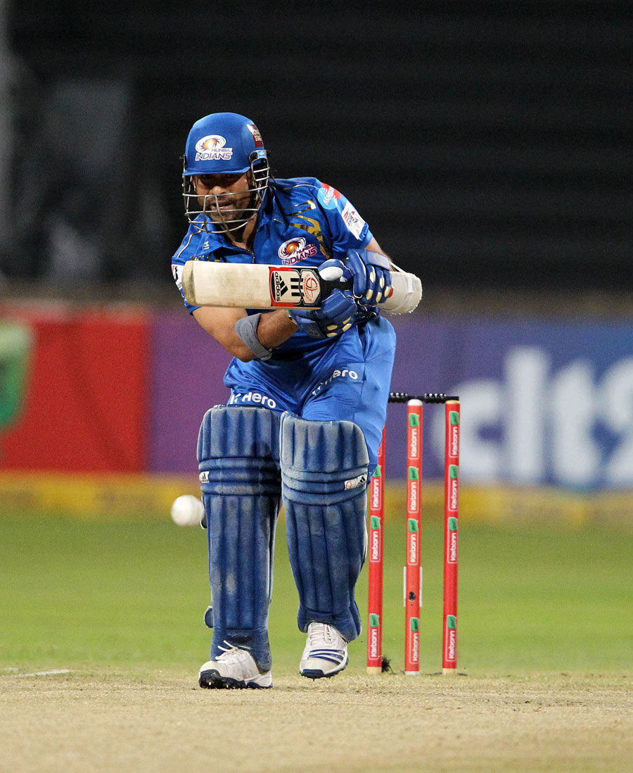 Sachin Tendulkar made 22 off 23, Mumbai Indians v Sydney Sixers