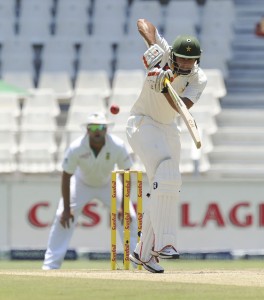 Nasir Jamshed plays into the leg side, South Africa v Pakistan, 1st Test, Johannesburg, 3rd day