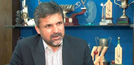 Moin Khan Avoid Criticizing Team Hope Good for World Cup