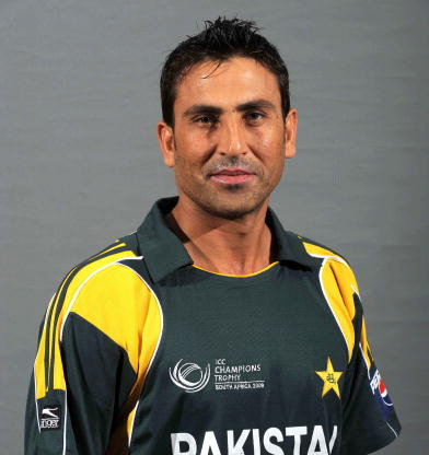 Younis Khan Pics