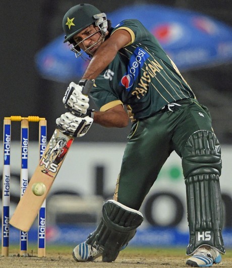 PAK V NZ 3rd cricket match Pics