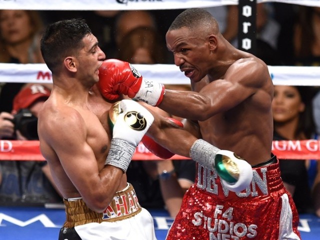 Amir Khan v Devon Alexander Pictures Amir Khan v Devon Alexander Pictures