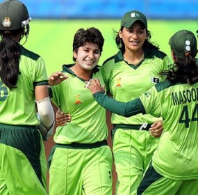 445169-pakwomencricketersafp-1349074911-739-640x480