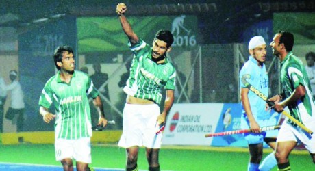 Pakistan defeats India in Hockey match