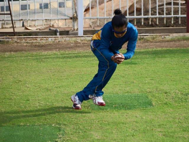 Pakistan Women team practicing in India