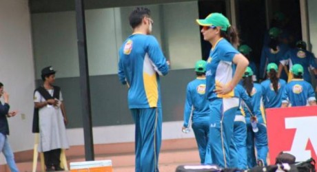 Pakistan Women team practicing in India