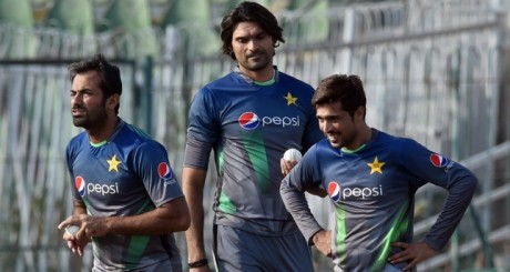 Wahab Riaz , M Amir, M Irfan
