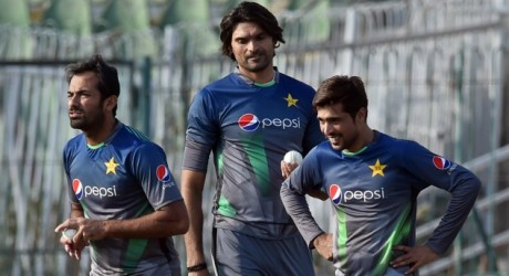 Wahab Riaz , M Amir, M Irfan