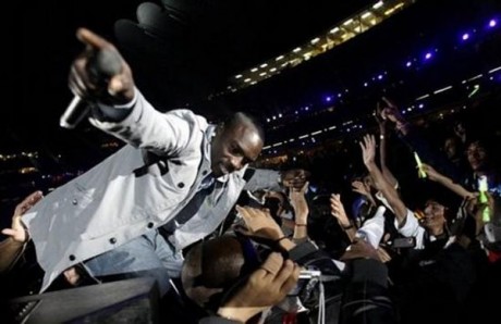Akon Performing IPL