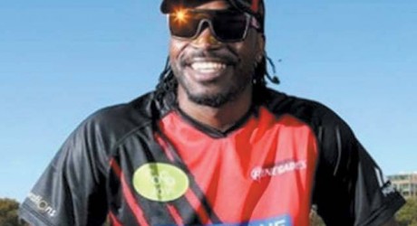 Chris Gayle Criticizes Flintoff and Chappell