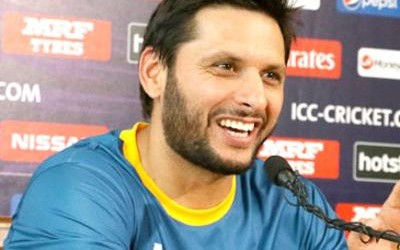 Peshawar Zalmi persuades captain Shahid Afridi