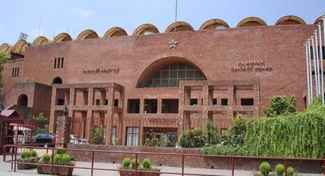 668698-pcb-1480621849-453-640x480