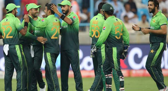 Pakistan Beat Sri lanka