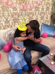 Shahid Afridi With his Daughter